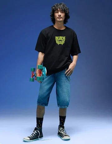 Trendy Graphic Tee - Image 5